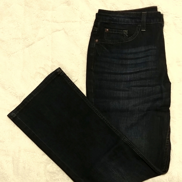 NWT Lee Riders Dark Wash Boot Cut Jeans - Picture 4 of 5